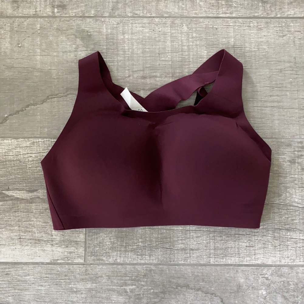 NWOT Lululemon Enlite Bra 34DD